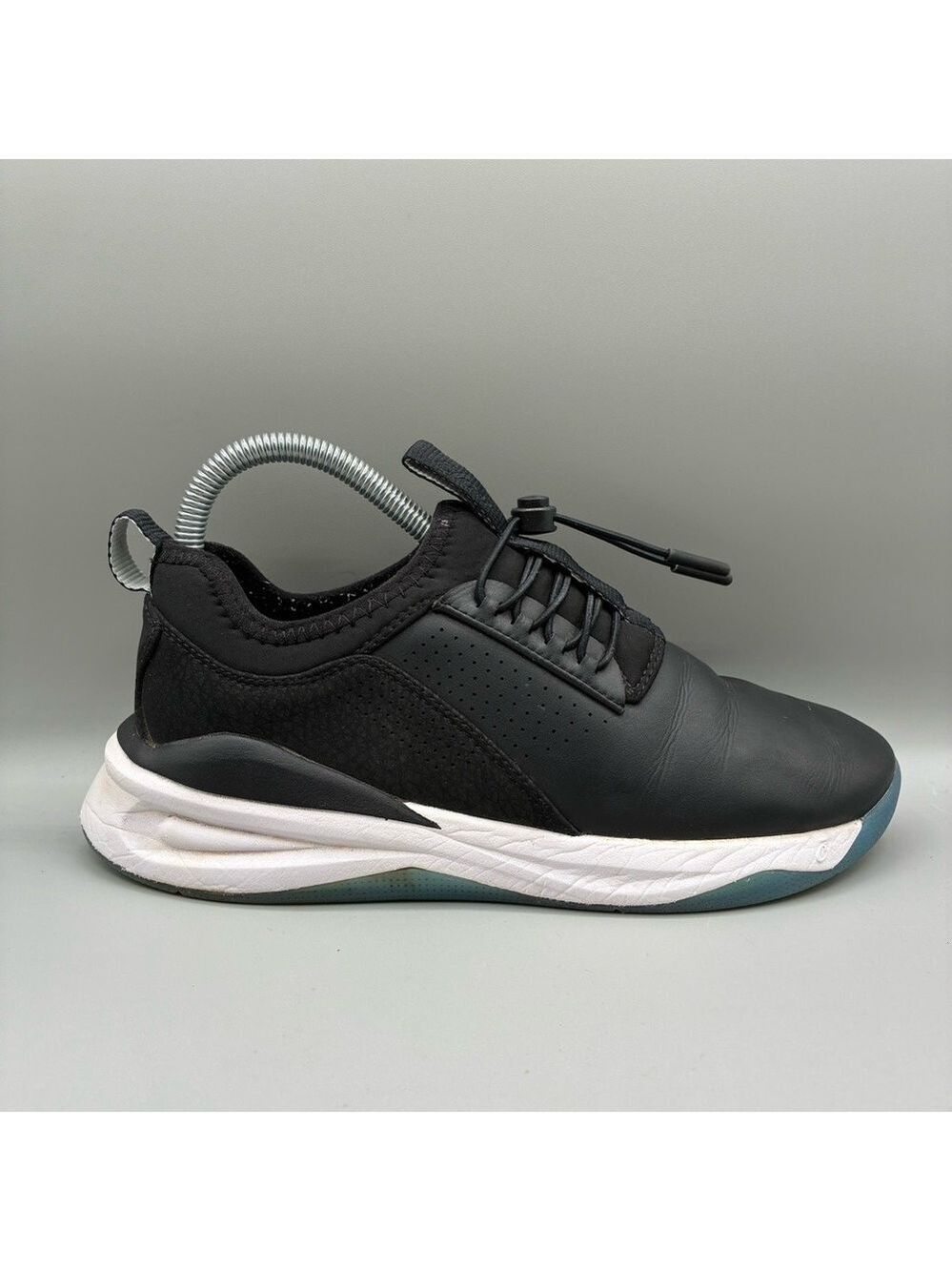 Clove Royal Nursing Sneakers Women’s 7 Black Fast Lock Lace Shoes